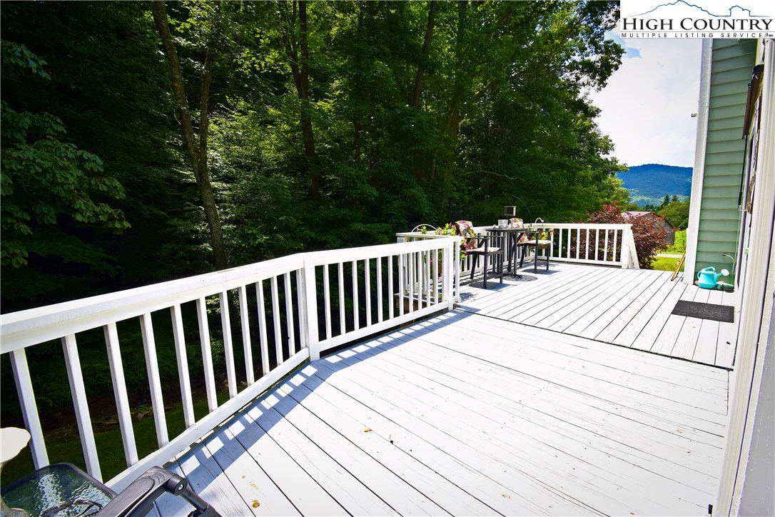 1107 Dewitt Barnett Road Banner Elk, NC 28604 - Photo 35 of 50 Gallery Image 35