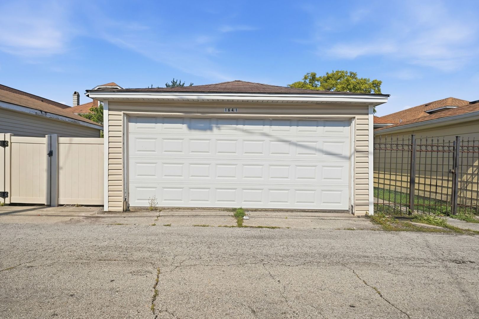 1641 Ridgeland Avenue Berwyn, IL 60402 - Photo 22 of 25