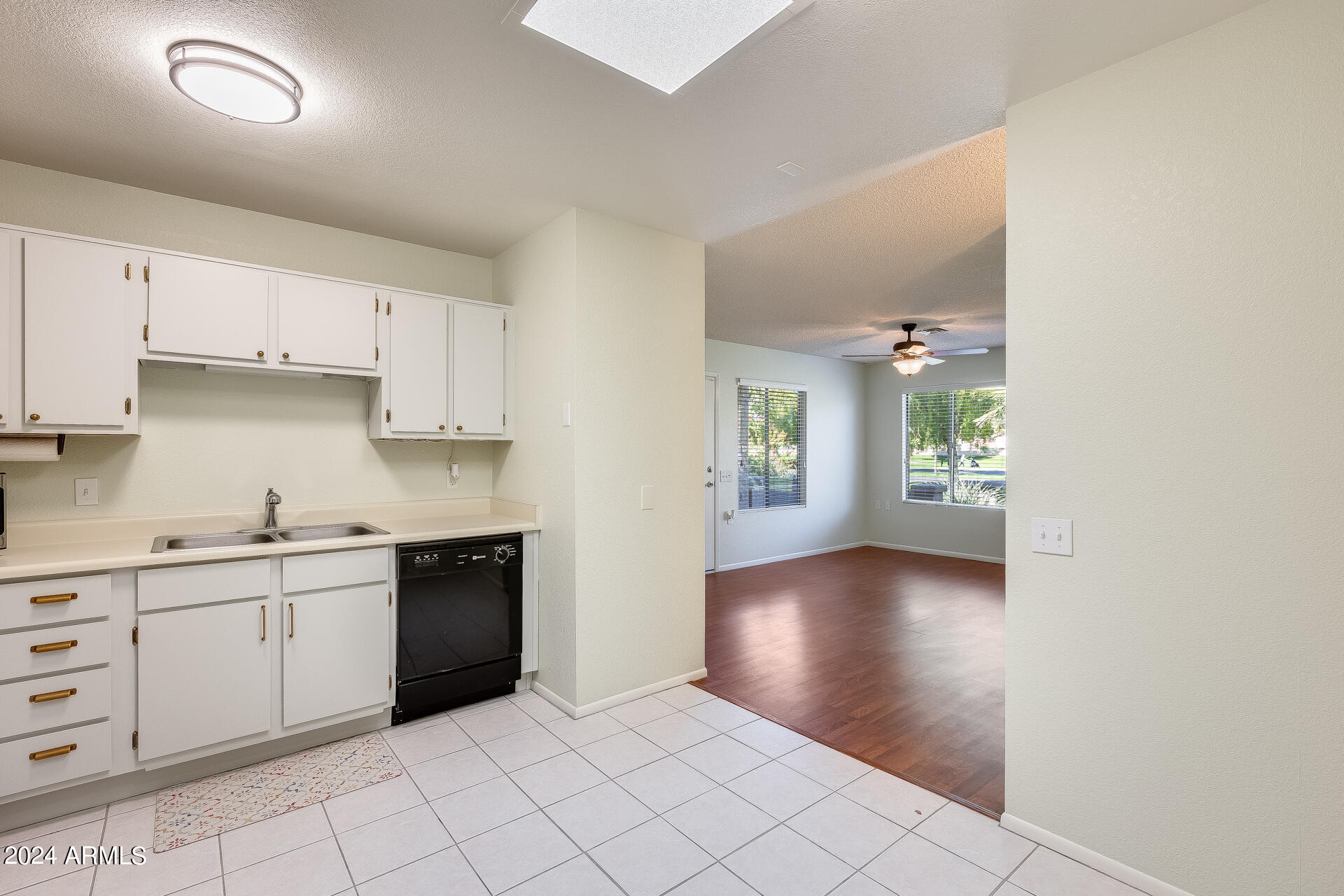 14300 West Bell Road, Unit 35 Surprise, AZ 85374 - Photo 14 of 49 12