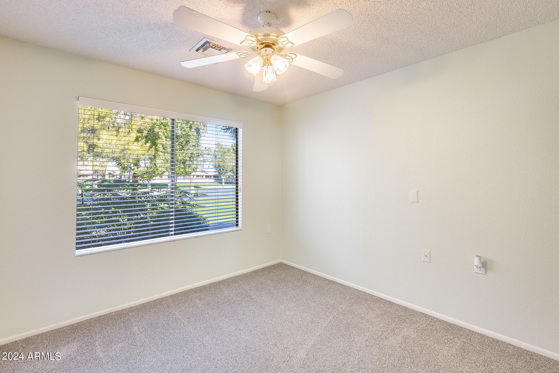 14300 West Bell Road, Unit 35 Surprise, AZ 85374 - Photo 23 of 49 24
