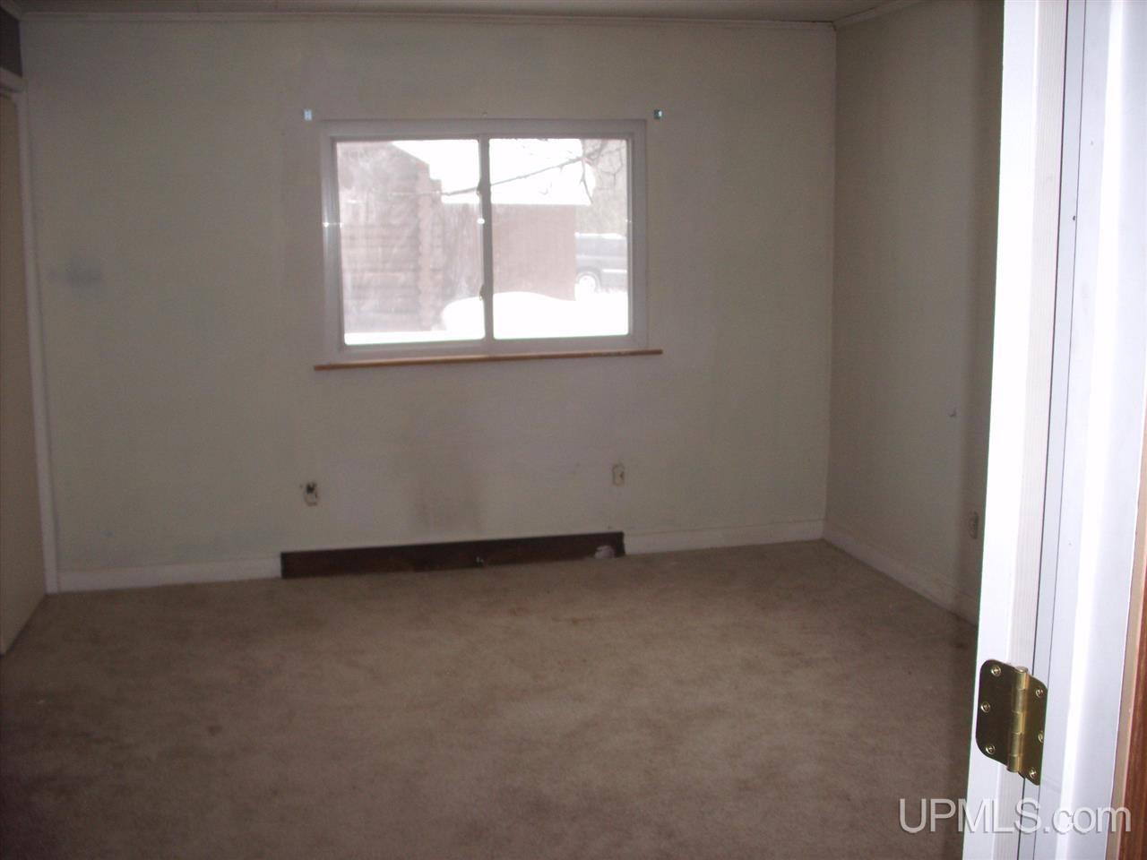 5 Forge Road Negaunee, MI 49866 - Photo 4 of 11