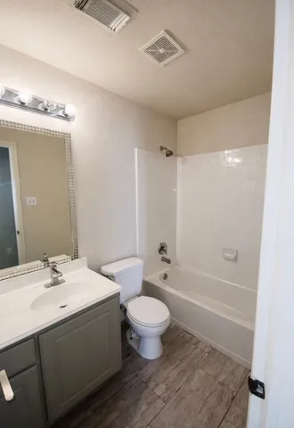 $1,850 | 1035 Auburn View Lane, Fresno, TX 77545