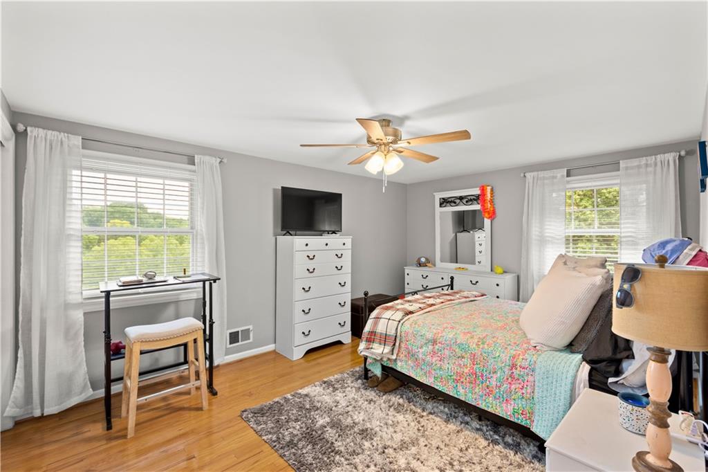 520 Miranda Road Pittsburgh, PA 15241 - Photo 15 of 22 Gallery Image 15
