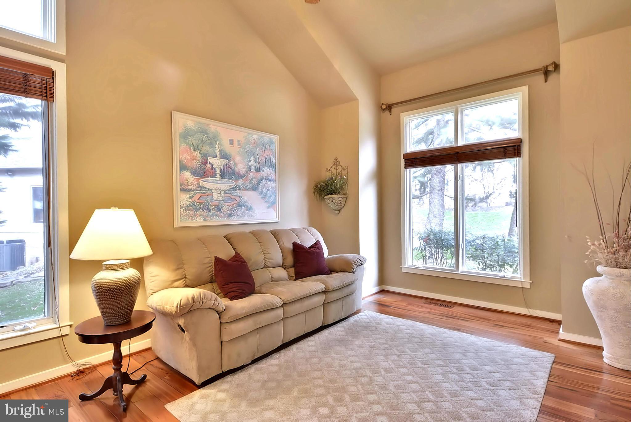 1102 Water Pointe Lane Reston, VA 20194 - Photo 13 of 29 Interior (General)