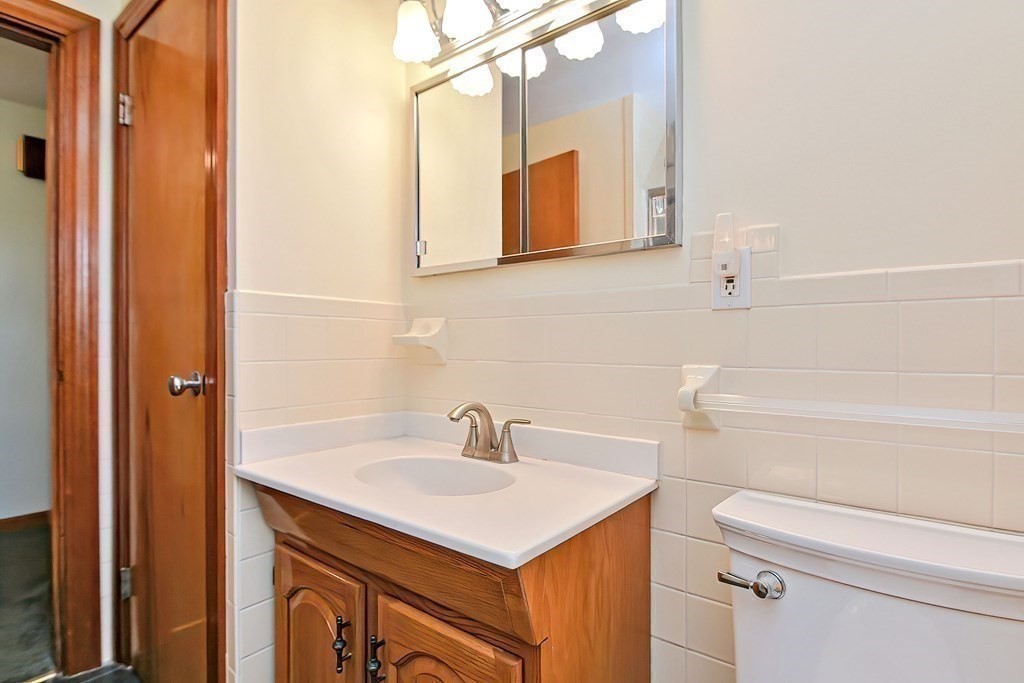 16 Tanglewood Road Paxton, MA 01612 - Photo 18 of 20 Gallery Image 18