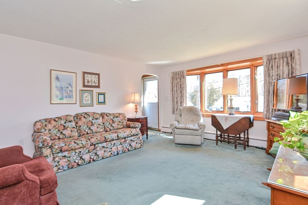16 Tanglewood Road Paxton, MA 01612 - Photo 8 of 20 Gallery Image 8