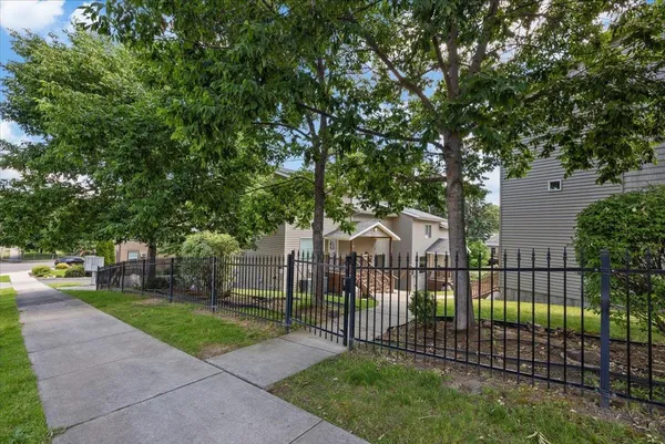 $279,000 | 1530 East 7th Avenue, Unit 8, Spokane, WA 99202