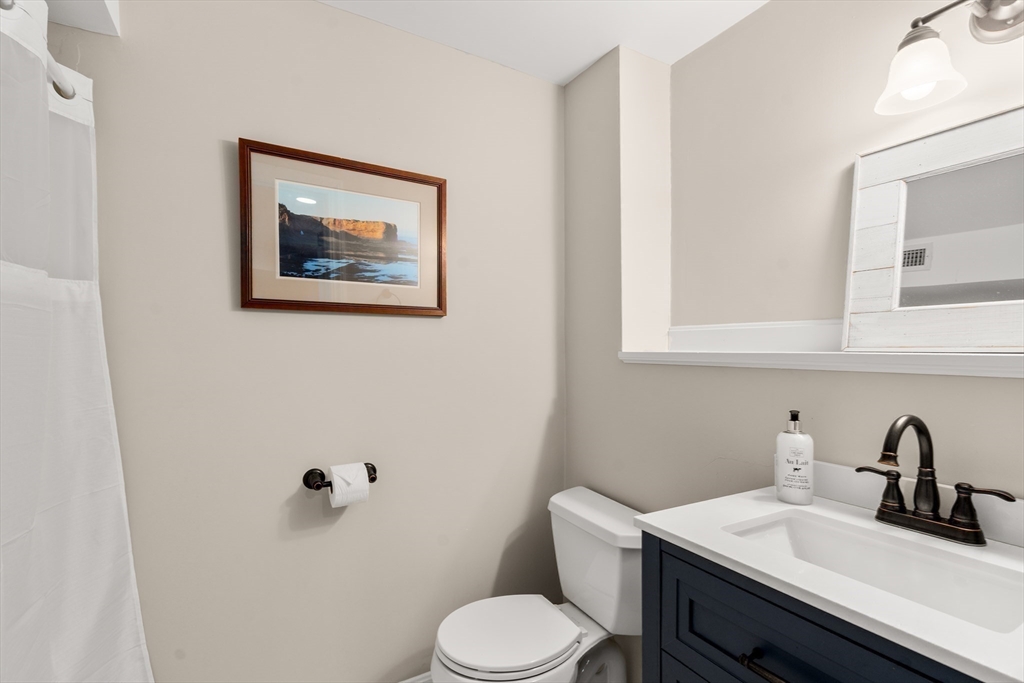 16 Kings Row North Reading, MA 01864 - Photo 24 of 30
