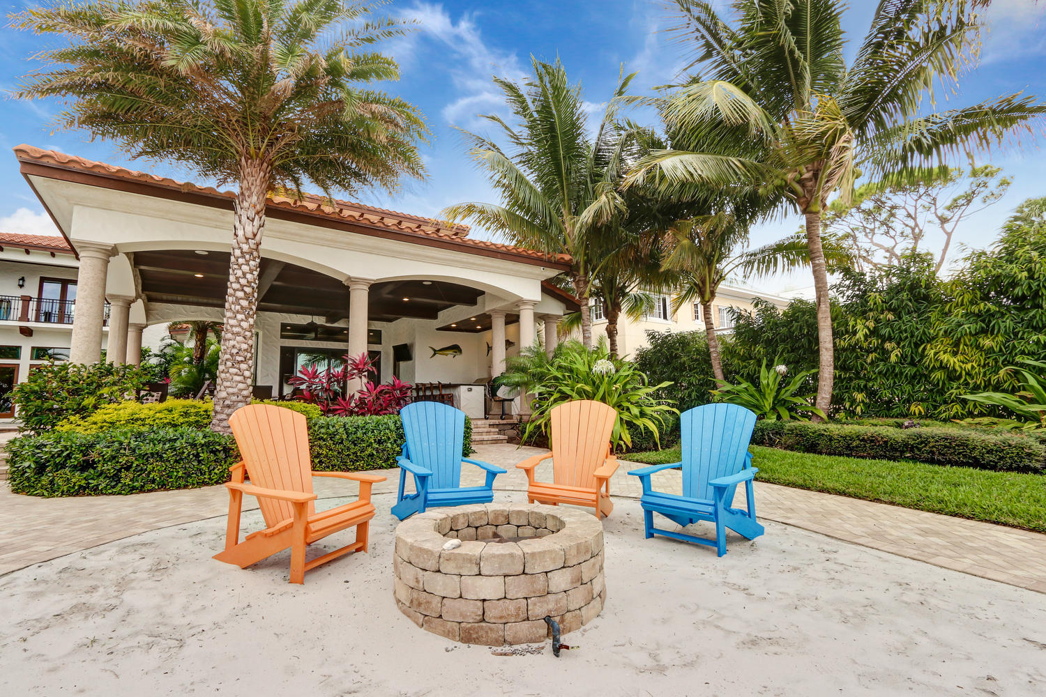 5373 Pennock Point Road Jupiter, FL 33458 - Photo 32 of 44 Fire Pit