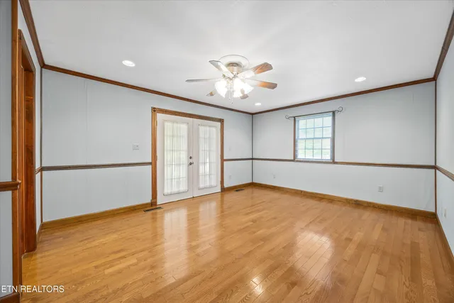 $645,000 | 2992 Knoxville Highway, Wartburg, TN 37887