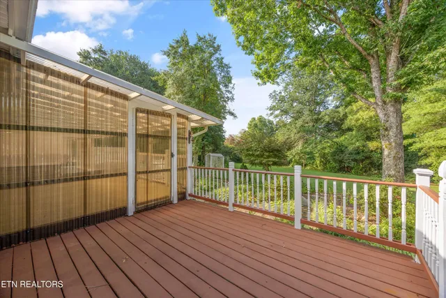 $645,000 | 2992 Knoxville Highway, Wartburg, TN 37887