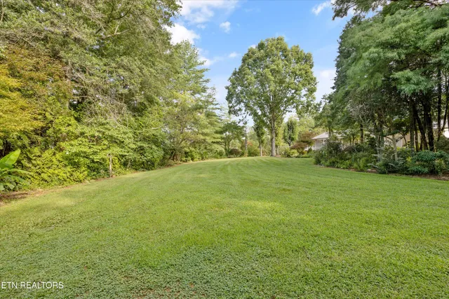 $645,000 | 2992 Knoxville Highway, Wartburg, TN 37887