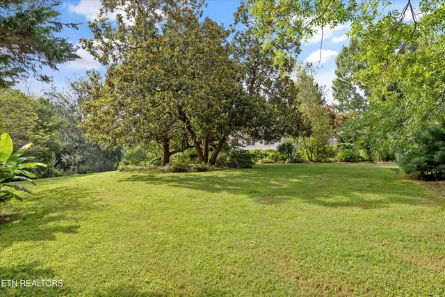 $645,000 | 2992 Knoxville Highway, Wartburg, TN 37887