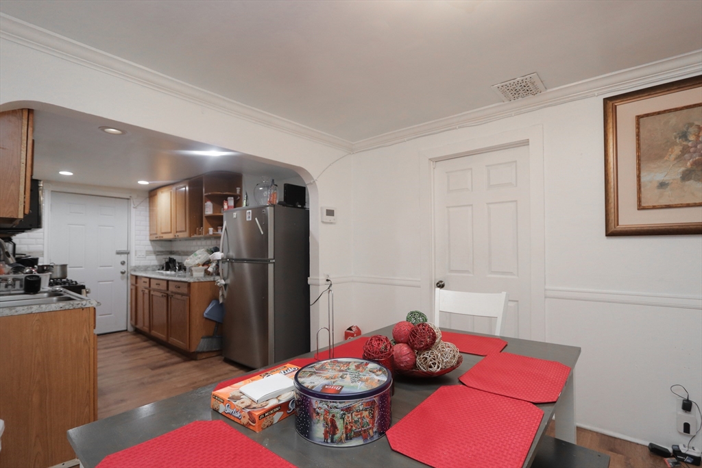 209 Tyler Street Springfield, MA 01109 - Photo 14 of 19 Gallery Image 14