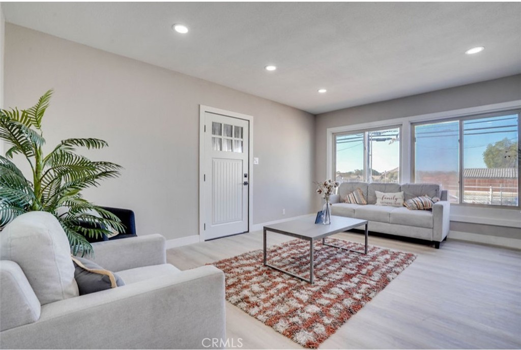 4141 California Norco, CA 92860 - Photo 22 of 28 a living room with furniture and a couch