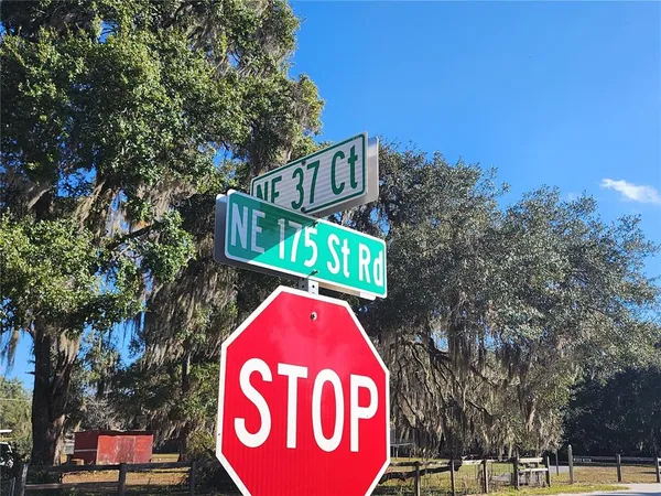 $95,000 | 17174 Northeast 37th Court, Citra, FL 32113