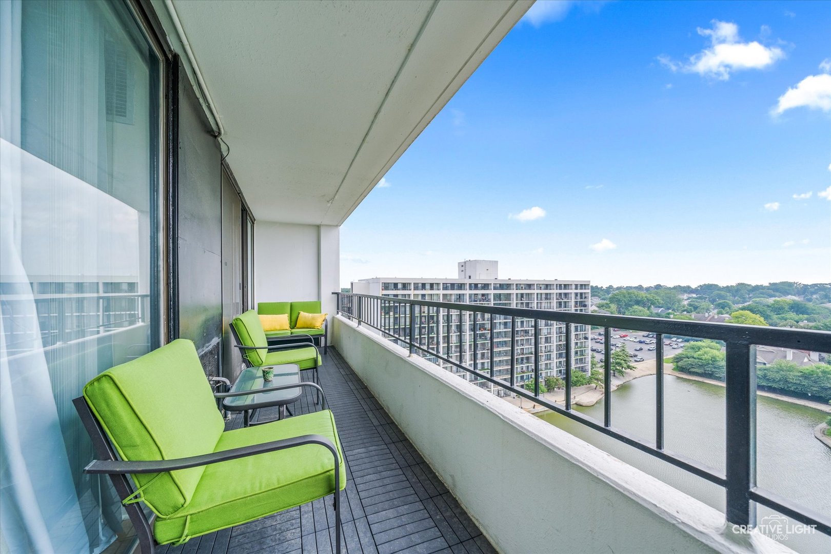 2005 South Finley Road, Unit 1209 Lombard, IL 60148 - Photo 16 of 29 a view of balcony with couch and chairs