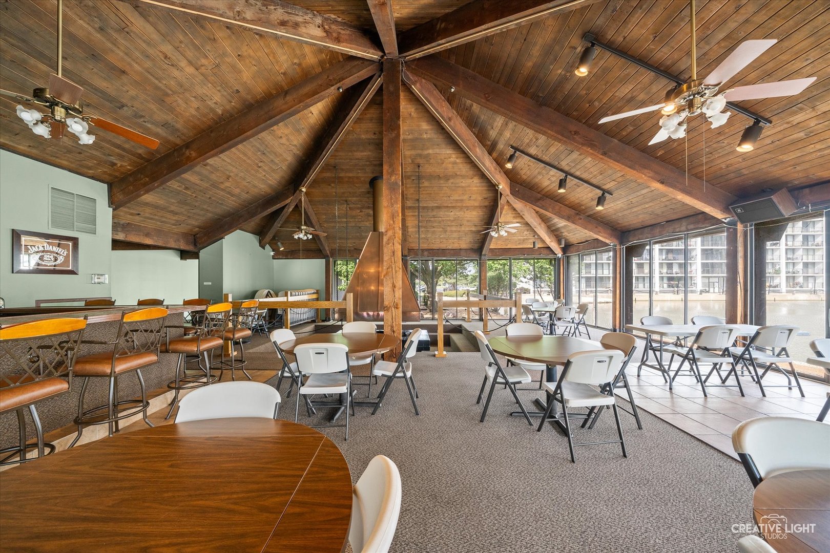 2005 South Finley Road, Unit 1209 Lombard, IL 60148 - Photo 22 of 29 a very nice looking living room with furniture
