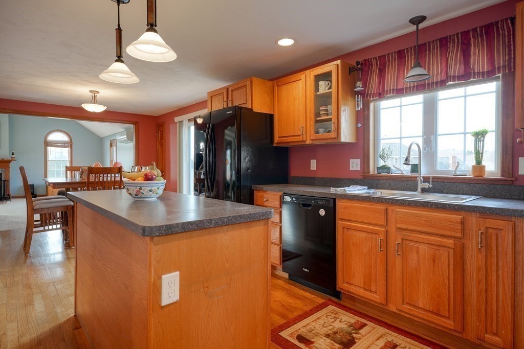 3 Jonathan Circle Rutland, MA 01543 - Photo 14 of 41 Gallery Image 14