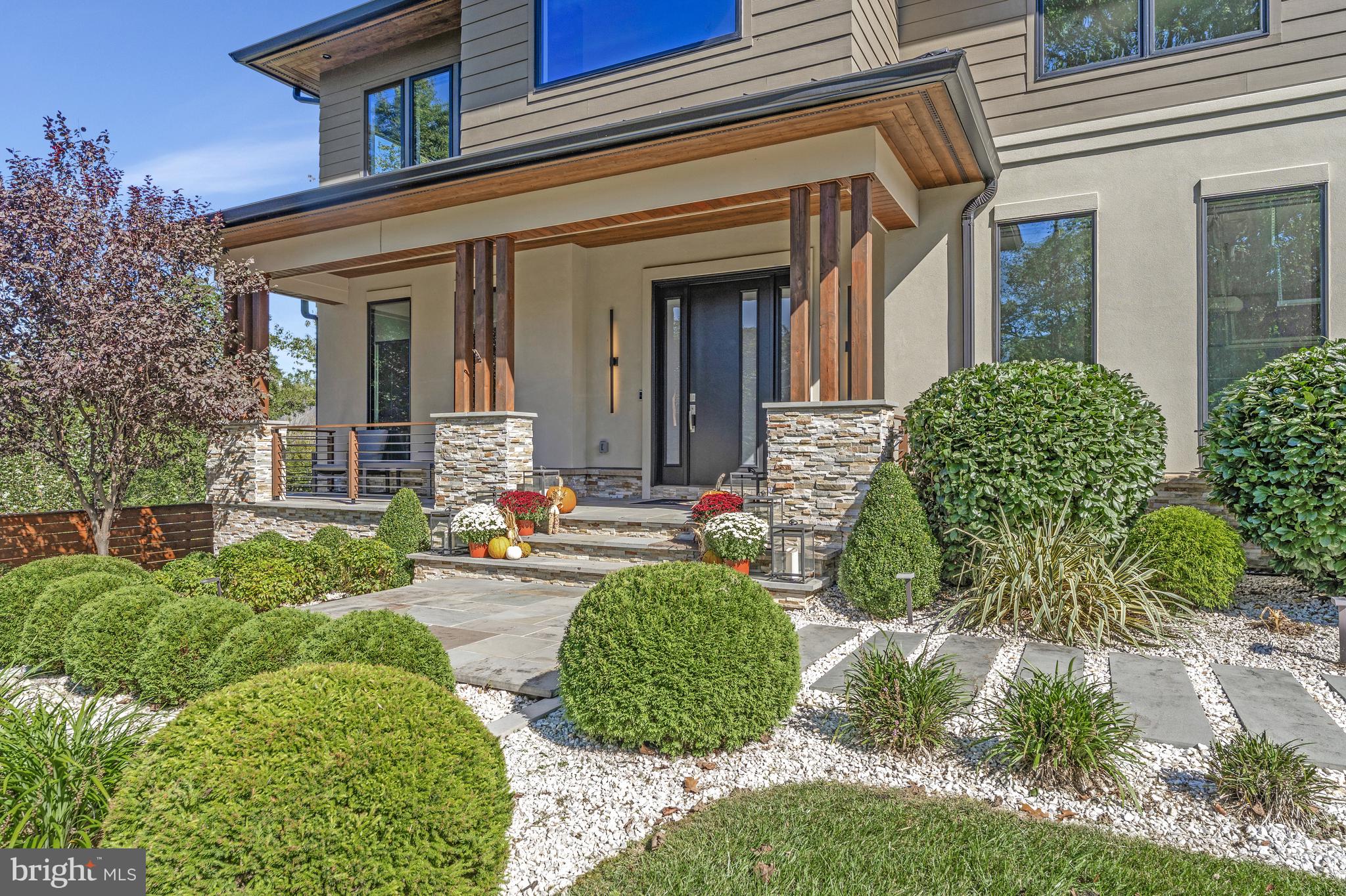 1549 Brookhaven Drive McLean, VA 22101 - Photo 3 of 53