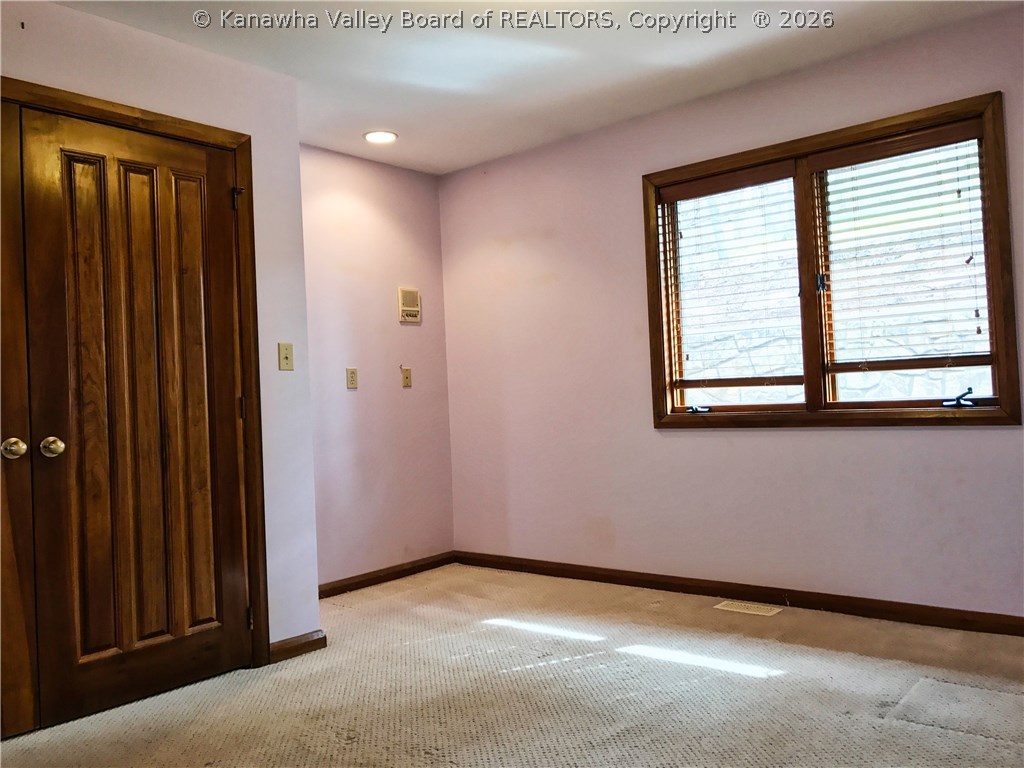 980 North Rustling Road South Charleston, WV 25303 - Photo 12 of 30 Gallery Image 12