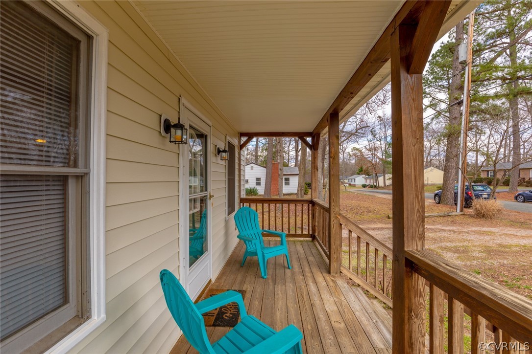 6608 Washington Road Quinton, VA 23141 - Photo 5 of 42 Gallery Image 5