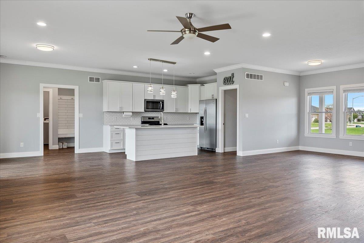 3712 Crystal Spring Drive Springfield, IL 62711 - Photo 6 of 41