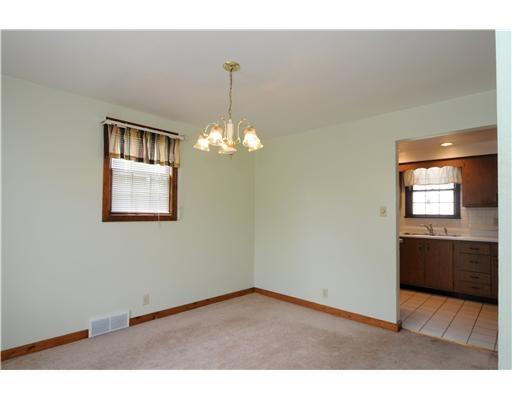 1042 McCoy Road McKees Rocks, PA 15136 - Photo 5 of 18 Dining Room.