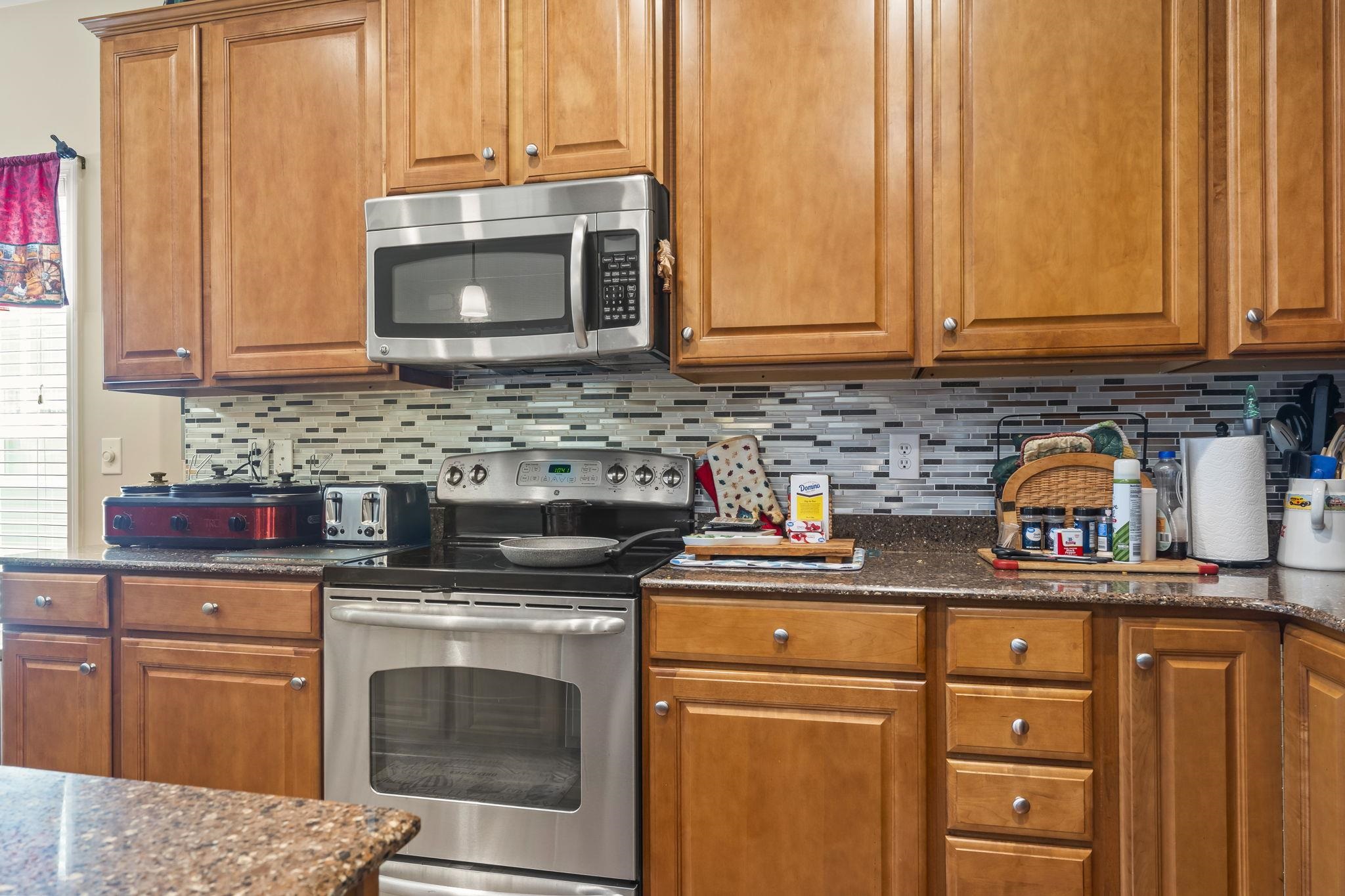 208 Simplicity Drive Murrells Inlet, SC 29576 - Photo 6 of 38