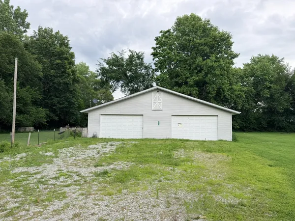 $69,900 | 23721 Tyler Street, Lowell, IN 46356