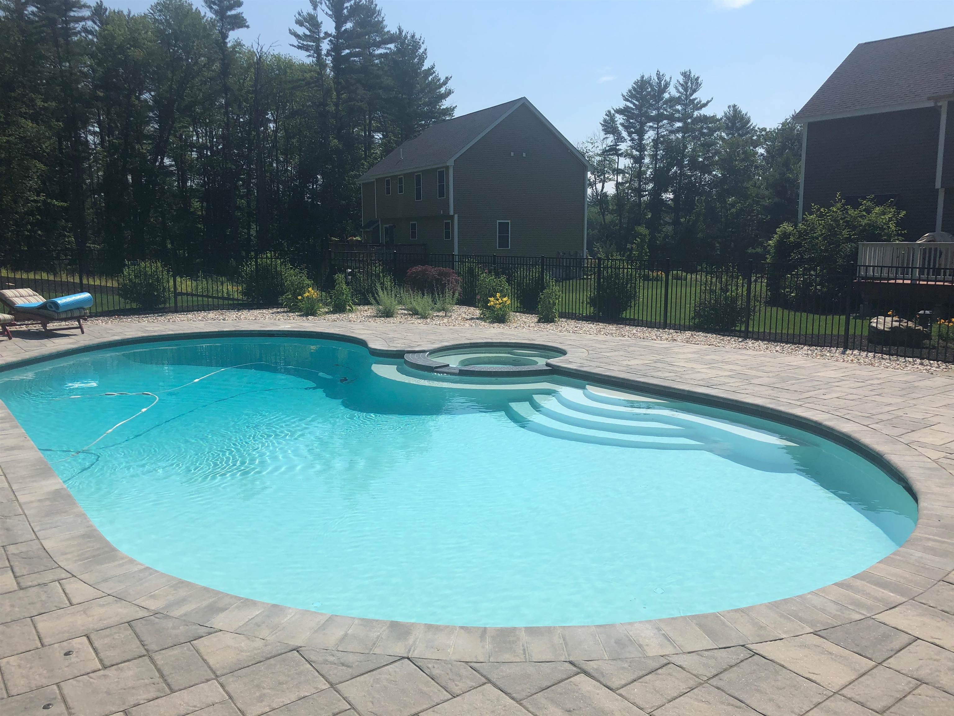 3 Harmony Lane Pelham, NH 03076 - Photo 6 of 17