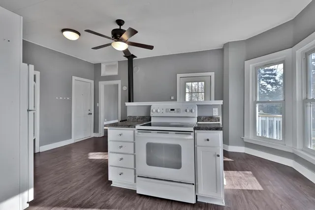 $435,000 | 1233 7th Street, Hudson, WI 54016