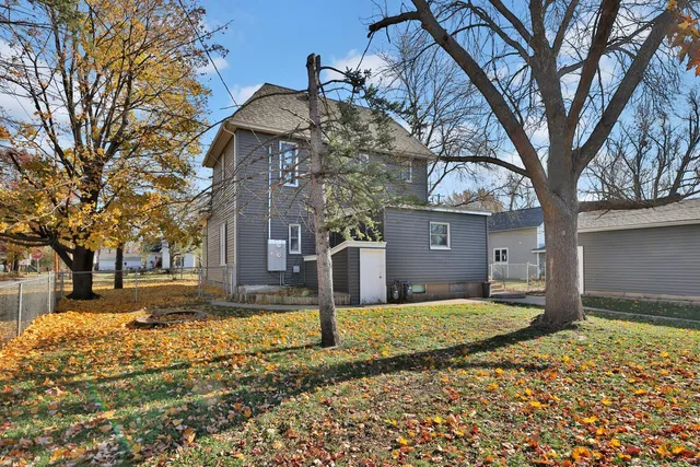 $435,000 | 1233 7th Street, Hudson, WI 54016