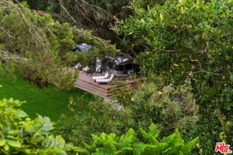 $4,000,000 | 3655 McAnany Way, Malibu, CA 90265