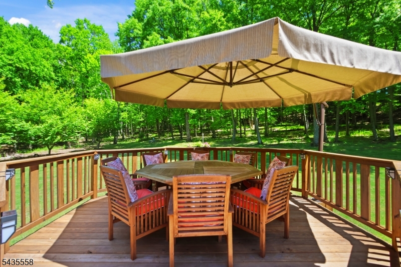 65 O Brien Road Hackettstown, NJ 07840 - Photo 9 of 48