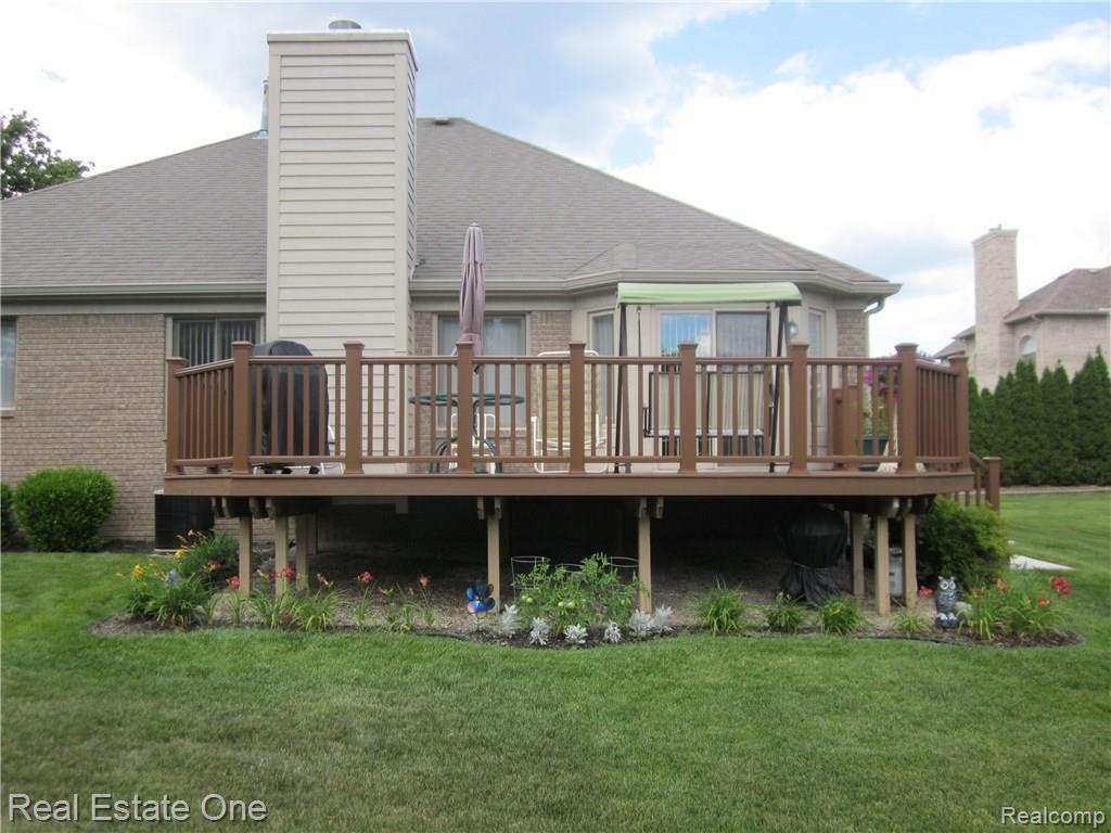 17347 Cross Winds Road Livonia, MI 48152 - Photo 13 of 31 IMG_0683.JPG