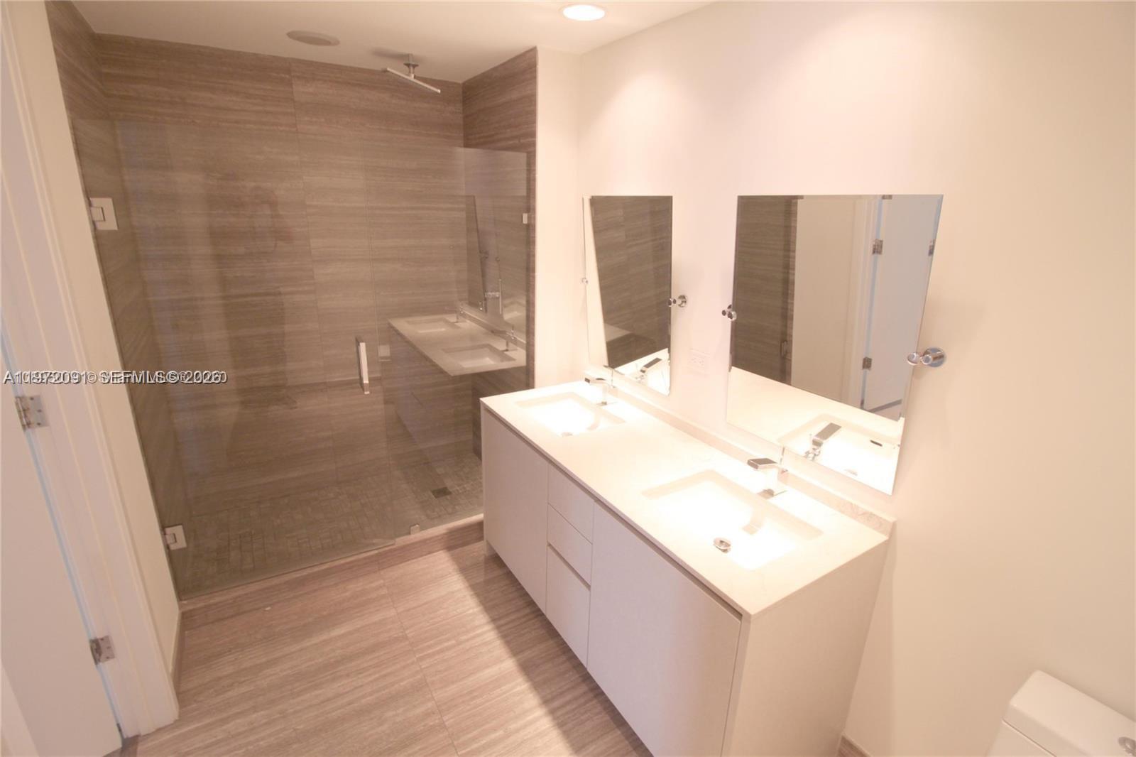 1010 Brickell Avenue, Unit 3509 Miami, FL 33131 - Photo 9 of 18