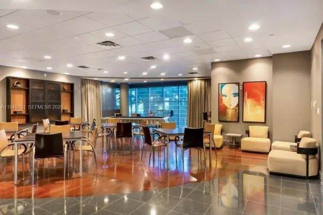 $1,175,000 | 9401 Collins Avenue, Unit 401, Surfside, FL 33154