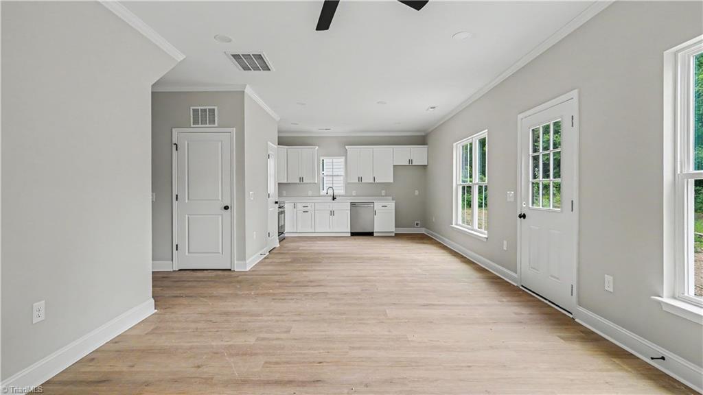 217 Lansdowne Street High Point, NC 27262 - Photo 7 of 29 Gallery Image 7