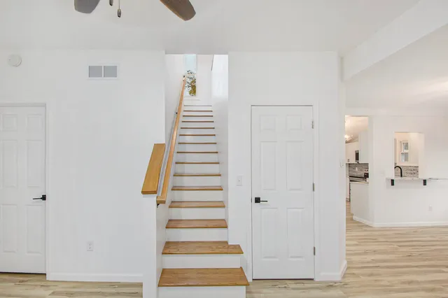 $194,900 | 216 South Center Street, Stockbridge, MI 49285