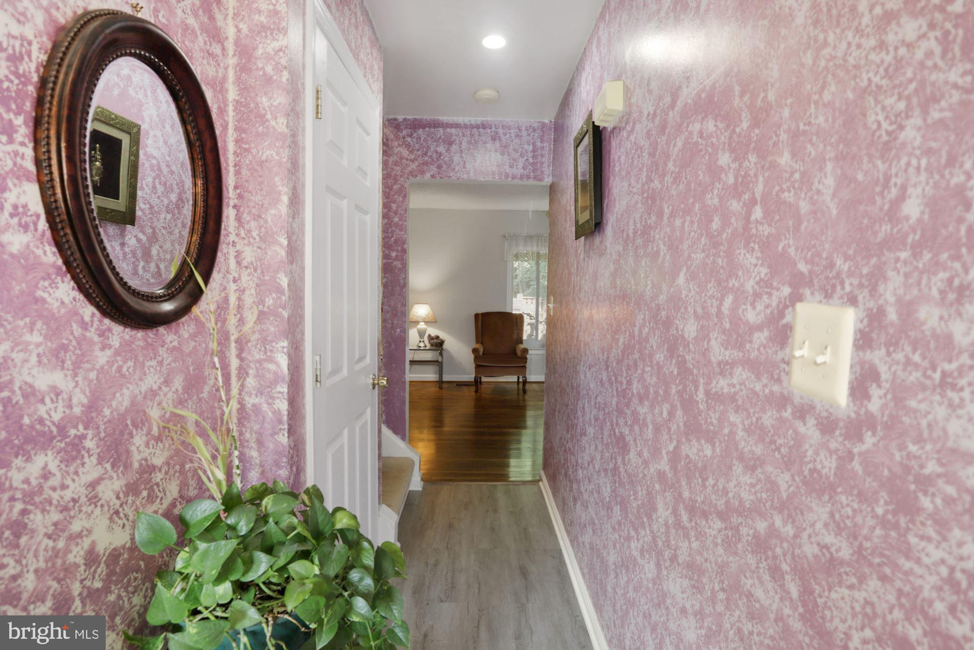 9768 Basket Ring Road Columbia, MD 21045 - Photo 3 of 27 Entry foyer