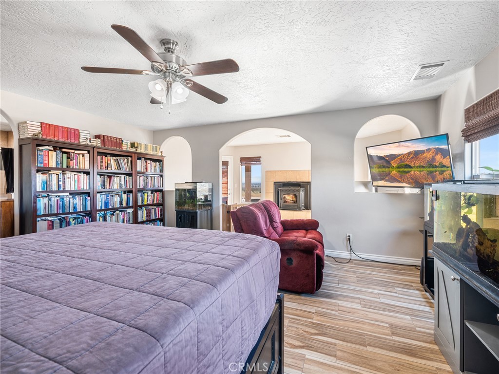 13850 Night Shade Road Apple Valley, CA 92307 - Photo 25 of 75