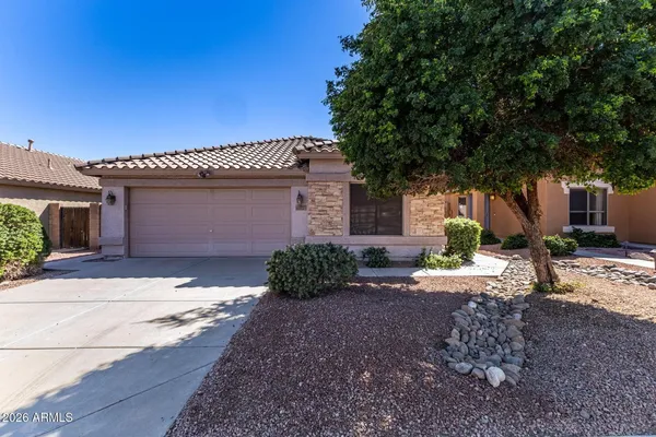 $1,950 | 15847 West Saguaro Lane, Surprise, AZ 85374