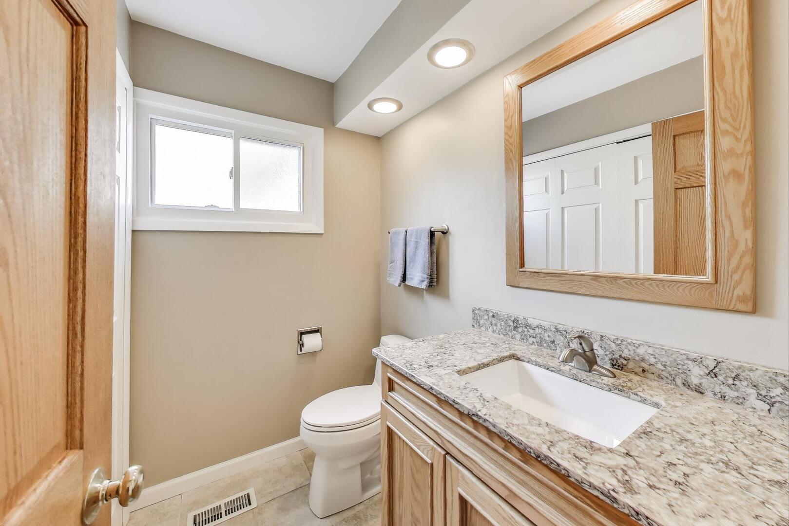 206 West Hintz Road Arlington Heights, IL 60004 - Photo 15 of 42