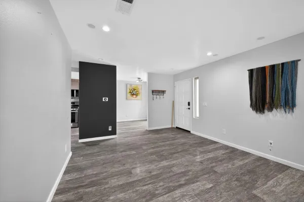 $545,000 | 8605 Arminda Circle, Unit 6, Santee, CA 92071