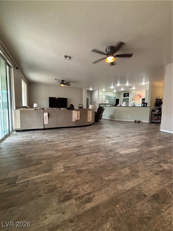 3597 Cottage Wood Street Laughlin, NV 89029 - Photo 5 of 32