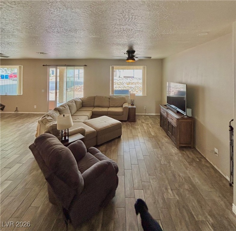 3597 Cottage Wood Street Laughlin, NV 89029 - Photo 8 of 32