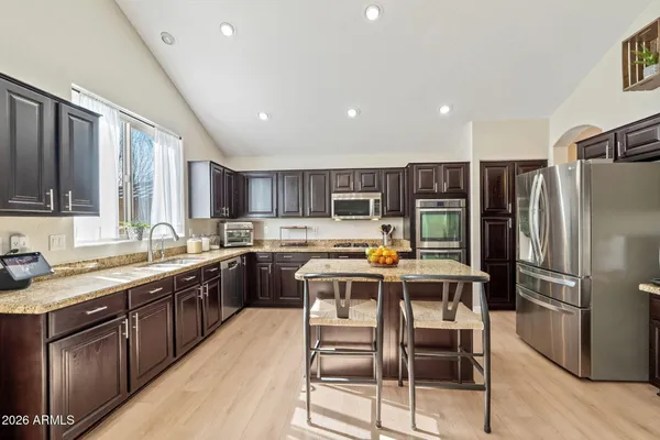 $4,800 | 6943 West Tether Trail, Peoria, AZ 85383