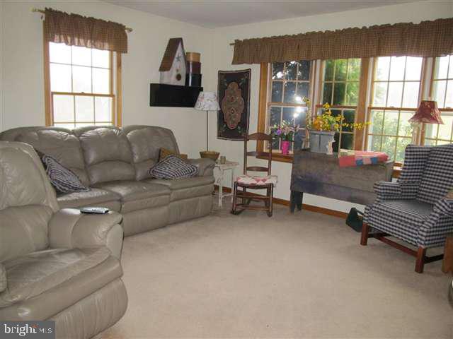 71 Old State Road Gardners, PA 17324 - Photo 6 of 25 Gallery Image 6