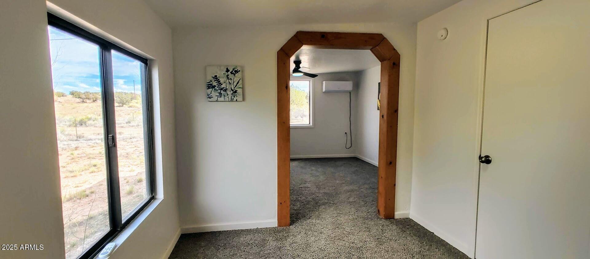 5214 Sour Dough Road Snowflake, AZ 85937 - Photo 16 of 30 a view of a livingroom from a hallway